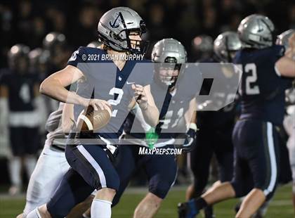 Thumbnail 1 in Lake Oswego vs Jesuit (OSAA 6A Quarterfinal) photogallery.