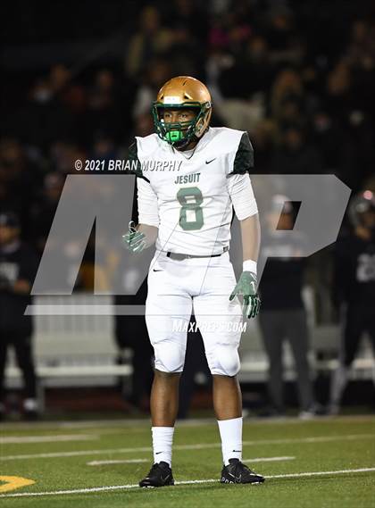 Thumbnail 3 in Lake Oswego vs Jesuit (OSAA 6A Quarterfinal) photogallery.