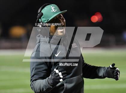 Thumbnail 1 in Lake Oswego vs Jesuit (OSAA 6A Quarterfinal) photogallery.