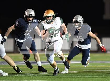 Thumbnail 3 in Lake Oswego vs Jesuit (OSAA 6A Quarterfinal) photogallery.