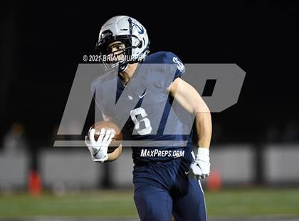 Thumbnail 3 in Lake Oswego vs Jesuit (OSAA 6A Quarterfinal) photogallery.