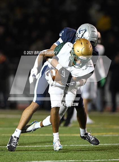 Thumbnail 1 in Lake Oswego vs Jesuit (OSAA 6A Quarterfinal) photogallery.