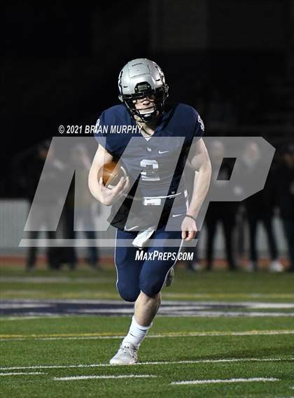 Thumbnail 2 in Lake Oswego vs Jesuit (OSAA 6A Quarterfinal) photogallery.