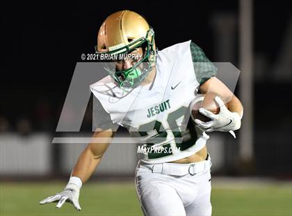 Thumbnail 3 in Lake Oswego vs Jesuit (OSAA 6A Quarterfinal) photogallery.