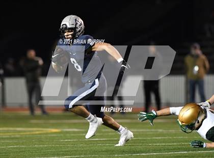 Thumbnail 1 in Lake Oswego vs Jesuit (OSAA 6A Quarterfinal) photogallery.