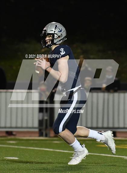Thumbnail 1 in Lake Oswego vs Jesuit (OSAA 6A Quarterfinal) photogallery.