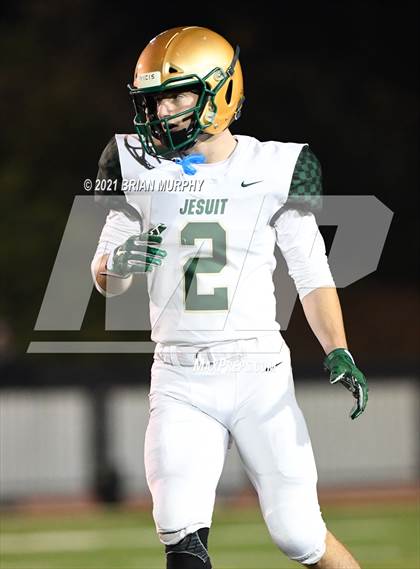 Thumbnail 2 in Lake Oswego vs Jesuit (OSAA 6A Quarterfinal) photogallery.