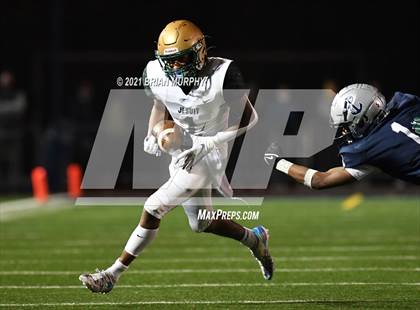 Thumbnail 1 in Lake Oswego vs Jesuit (OSAA 6A Quarterfinal) photogallery.