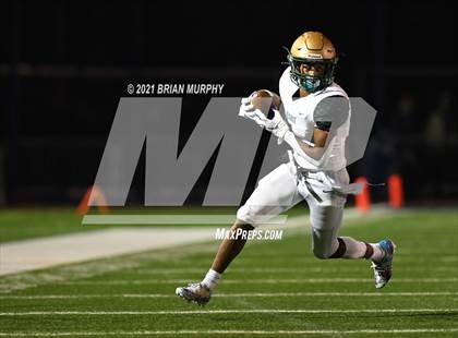 Thumbnail 2 in Lake Oswego vs Jesuit (OSAA 6A Quarterfinal) photogallery.