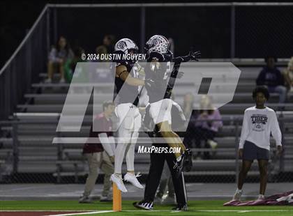 Thumbnail 2 in Friendswood @ A&M Consolidated (UIL Football 5A D1 Region III Bi-District) photogallery.