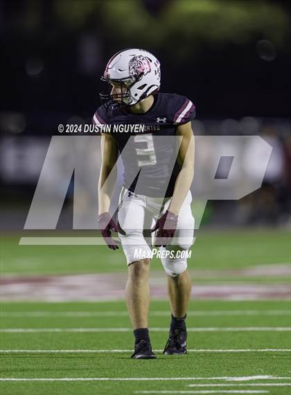 Thumbnail 3 in Friendswood @ A&M Consolidated (UIL Football 5A D1 Region III Bi-District) photogallery.