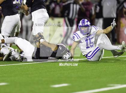 Thumbnail 1 in Friendswood @ A&M Consolidated (UIL Football 5A D1 Region III Bi-District) photogallery.