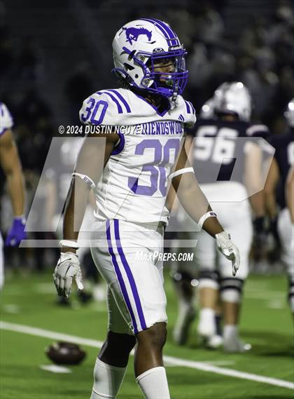 Thumbnail 2 in Friendswood @ A&M Consolidated (UIL Football 5A D1 Region III Bi-District) photogallery.