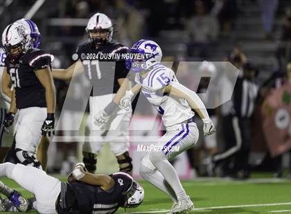 Thumbnail 2 in Friendswood @ A&M Consolidated (UIL Football 5A D1 Region III Bi-District) photogallery.