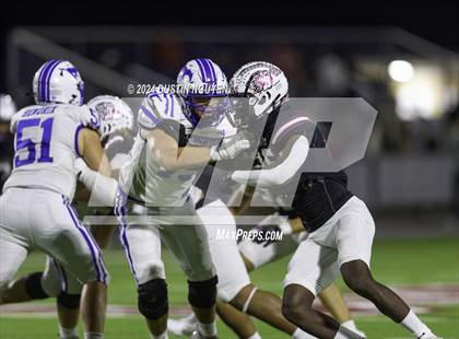 Thumbnail 3 in Friendswood @ A&M Consolidated (UIL Football 5A D1 Region III Bi-District) photogallery.