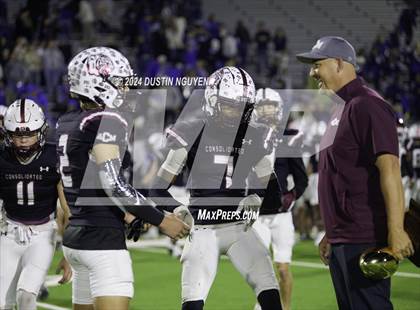 Thumbnail 1 in Friendswood @ A&M Consolidated (UIL Football 5A D1 Region III Bi-District) photogallery.