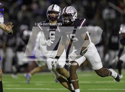 Thumbnail 1 in Friendswood @ A&M Consolidated (UIL Football 5A D1 Region III Bi-District) photogallery.