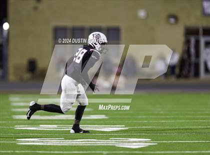 Thumbnail 1 in Friendswood @ A&M Consolidated (UIL Football 5A D1 Region III Bi-District) photogallery.