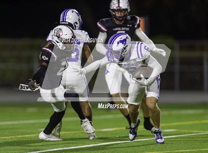 Thumbnail 1 in Friendswood @ A&M Consolidated (UIL Football 5A D1 Region III Bi-District) photogallery.