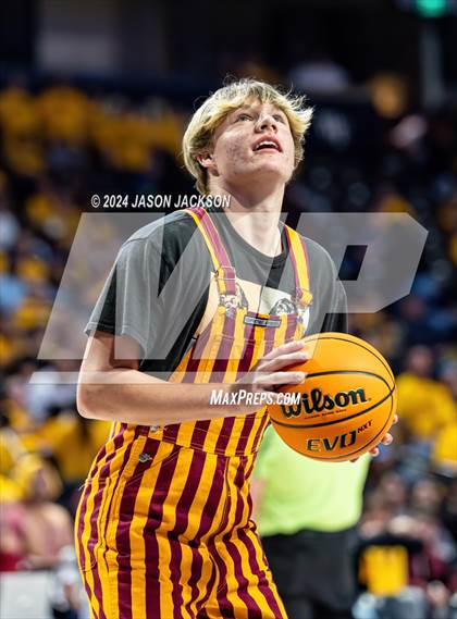 Thumbnail 3 in East Columbus @ Cherokee (NCHSAA 1A Final) photogallery.