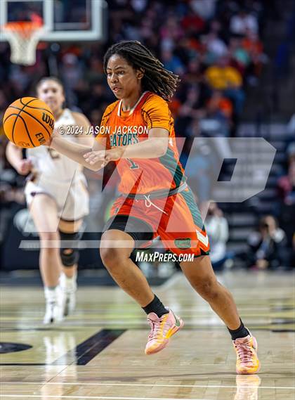 Thumbnail 2 in East Columbus @ Cherokee (NCHSAA 1A Final) photogallery.