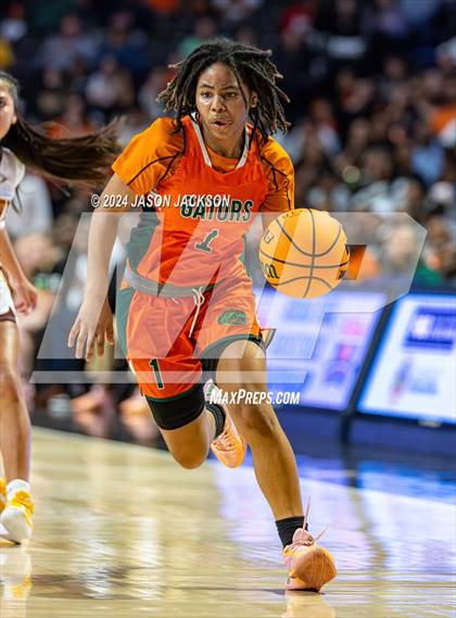 Thumbnail 3 in East Columbus @ Cherokee (NCHSAA 1A Final) photogallery.