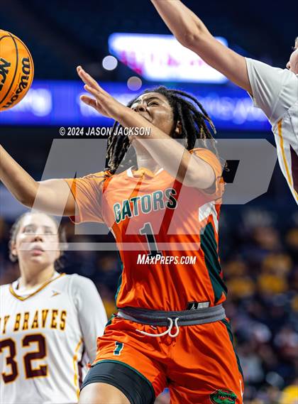 Thumbnail 3 in East Columbus @ Cherokee (NCHSAA 1A Final) photogallery.