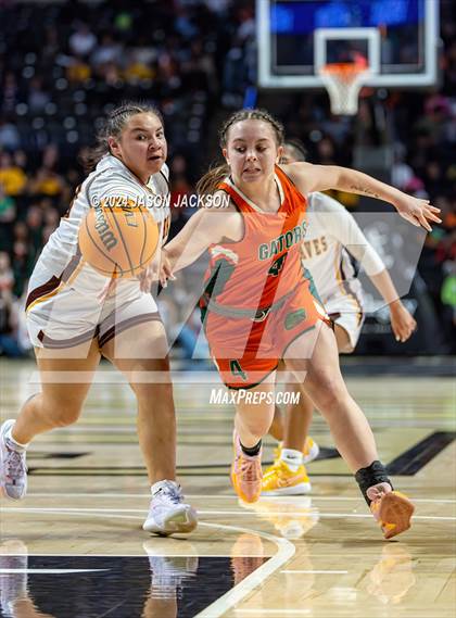 Thumbnail 2 in East Columbus @ Cherokee (NCHSAA 1A Final) photogallery.