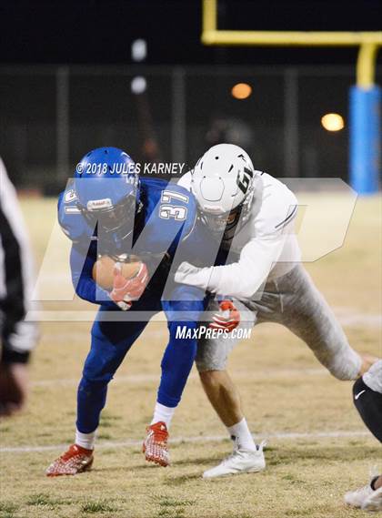 Thumbnail 1 in Green Valley vs Sierra Vista (NIAA 4A Desert Southwest Playoff) photogallery.