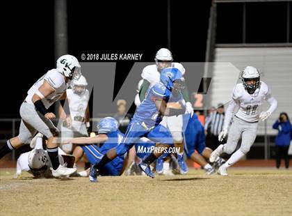 Thumbnail 3 in Green Valley vs Sierra Vista (NIAA 4A Desert Southwest Playoff) photogallery.