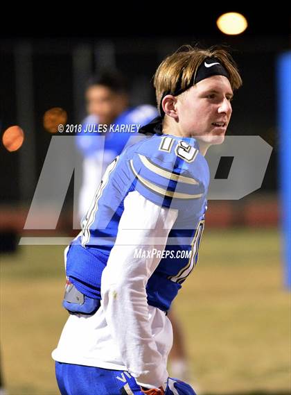 Thumbnail 2 in Green Valley vs Sierra Vista (NIAA 4A Desert Southwest Playoff) photogallery.