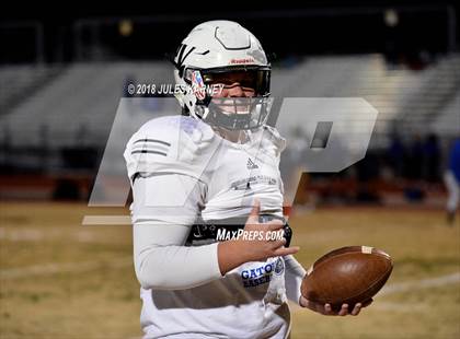 Thumbnail 1 in Green Valley vs Sierra Vista (NIAA 4A Desert Southwest Playoff) photogallery.