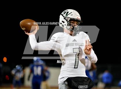 Thumbnail 2 in Green Valley vs Sierra Vista (NIAA 4A Desert Southwest Playoff) photogallery.