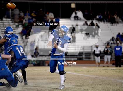 Thumbnail 2 in Green Valley vs Sierra Vista (NIAA 4A Desert Southwest Playoff) photogallery.