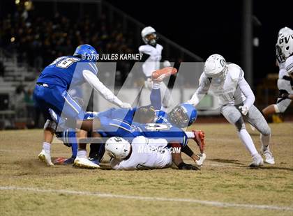 Thumbnail 3 in Green Valley vs Sierra Vista (NIAA 4A Desert Southwest Playoff) photogallery.