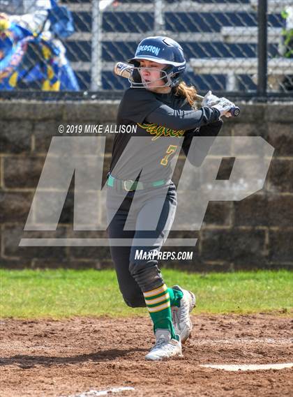 Thumbnail 2 in Hendersonville vs Rhea County (Soddy Daisy Play Day) photogallery.