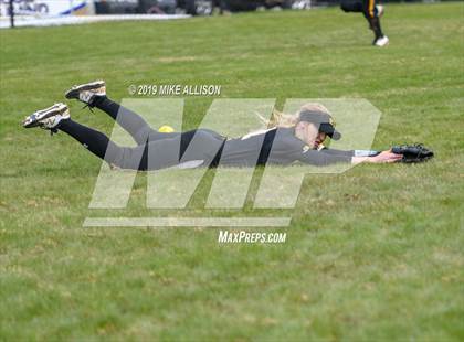 Thumbnail 2 in Hendersonville vs Rhea County (Soddy Daisy Play Day) photogallery.