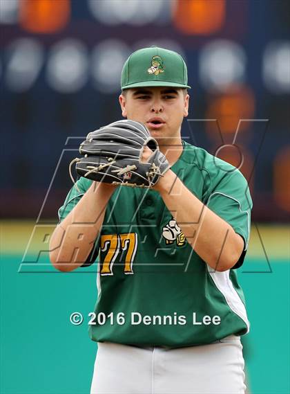 Thumbnail 1 in Castro Valley vs. De La Salle (CIF NCS D1 Final) photogallery.