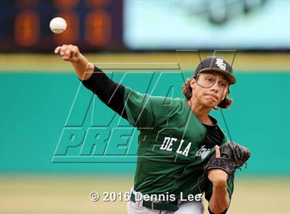Thumbnail 2 in Castro Valley vs. De La Salle (CIF NCS D1 Final) photogallery.