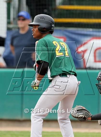 Thumbnail 1 in Castro Valley vs. De La Salle (CIF NCS D1 Final) photogallery.
