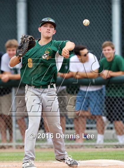 Thumbnail 3 in Castro Valley vs. De La Salle (CIF NCS D1 Final) photogallery.