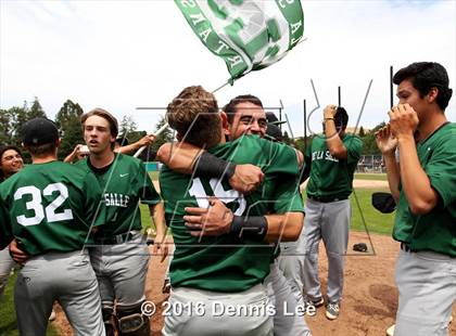Thumbnail 1 in Castro Valley vs. De La Salle (CIF NCS D1 Final) photogallery.