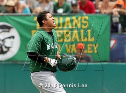 Thumbnail 1 in Castro Valley vs. De La Salle (CIF NCS D1 Final) photogallery.