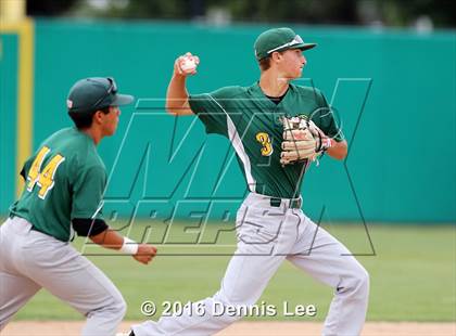 Thumbnail 3 in Castro Valley vs. De La Salle (CIF NCS D1 Final) photogallery.