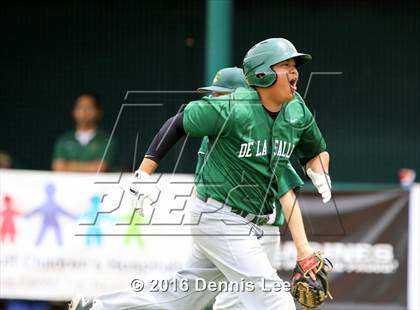 Thumbnail 3 in Castro Valley vs. De La Salle (CIF NCS D1 Final) photogallery.
