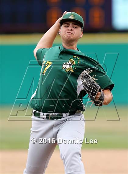 Thumbnail 2 in Castro Valley vs. De La Salle (CIF NCS D1 Final) photogallery.