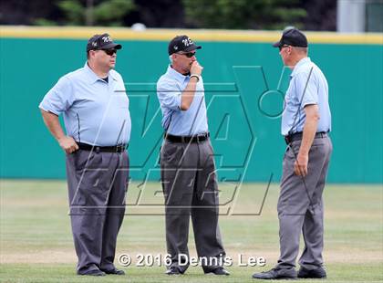 Thumbnail 3 in Castro Valley vs. De La Salle (CIF NCS D1 Final) photogallery.