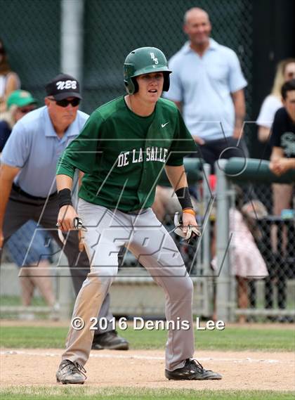 Thumbnail 2 in Castro Valley vs. De La Salle (CIF NCS D1 Final) photogallery.