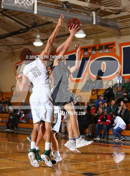 Thumbnail 2 in Liberty Ranch vs. Manteca (Running with The Pack) photogallery.