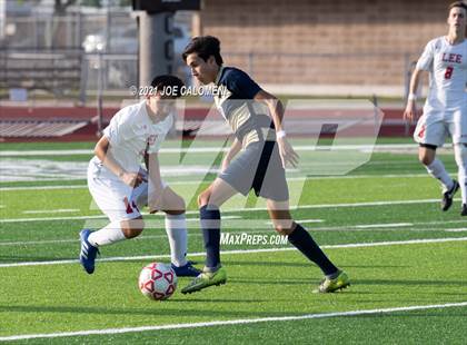 Thumbnail 3 in Lee [Robert E.] vs Alexander (UIL 6A Region 4 Semifinal) photogallery.
